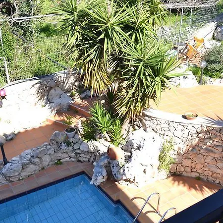 Bicorna - Chania Affittacamere 3*